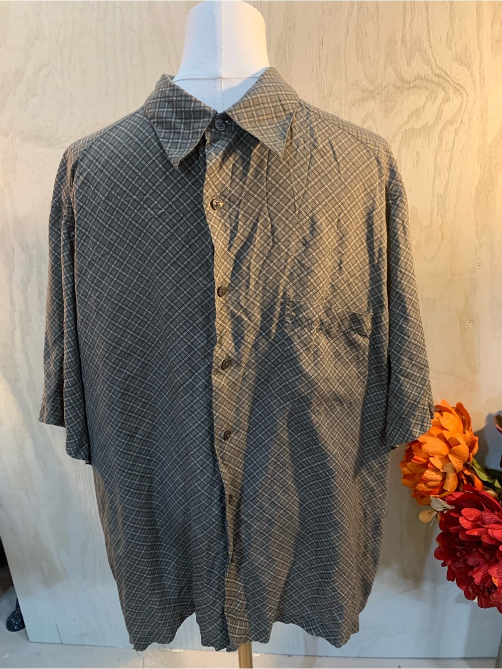 100% Silk Claiborne Short-Sleeve Button-Up Shirt in Olive Green  Plaid